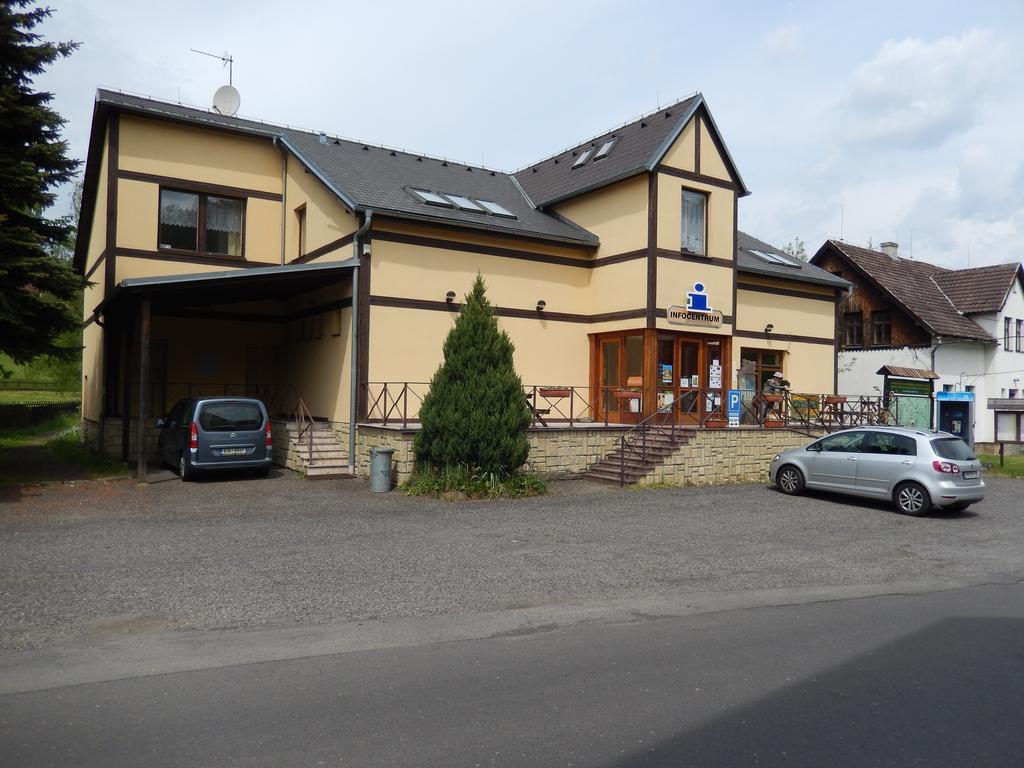 Penzion V Infocentru Srbská Kamenice Екстериор снимка
